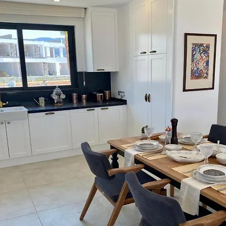Maldives Homes & Condos By Holidaykeys * Girne